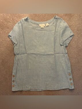 Cynthia Rowley size small Chambray Linen Button-Side Short Sleeve Top Light Blue